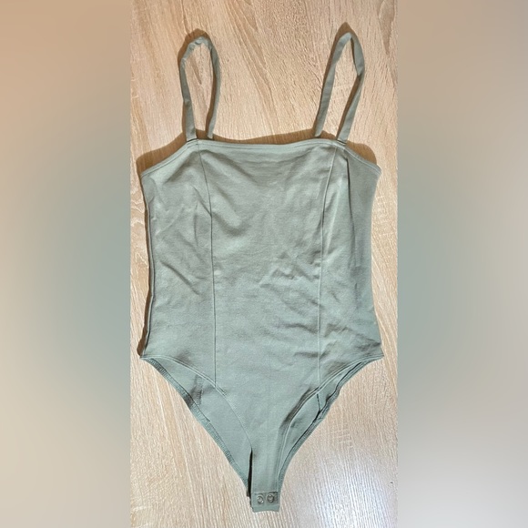 Bodysuit Bundle - F21 & So - Picture 6 of 7